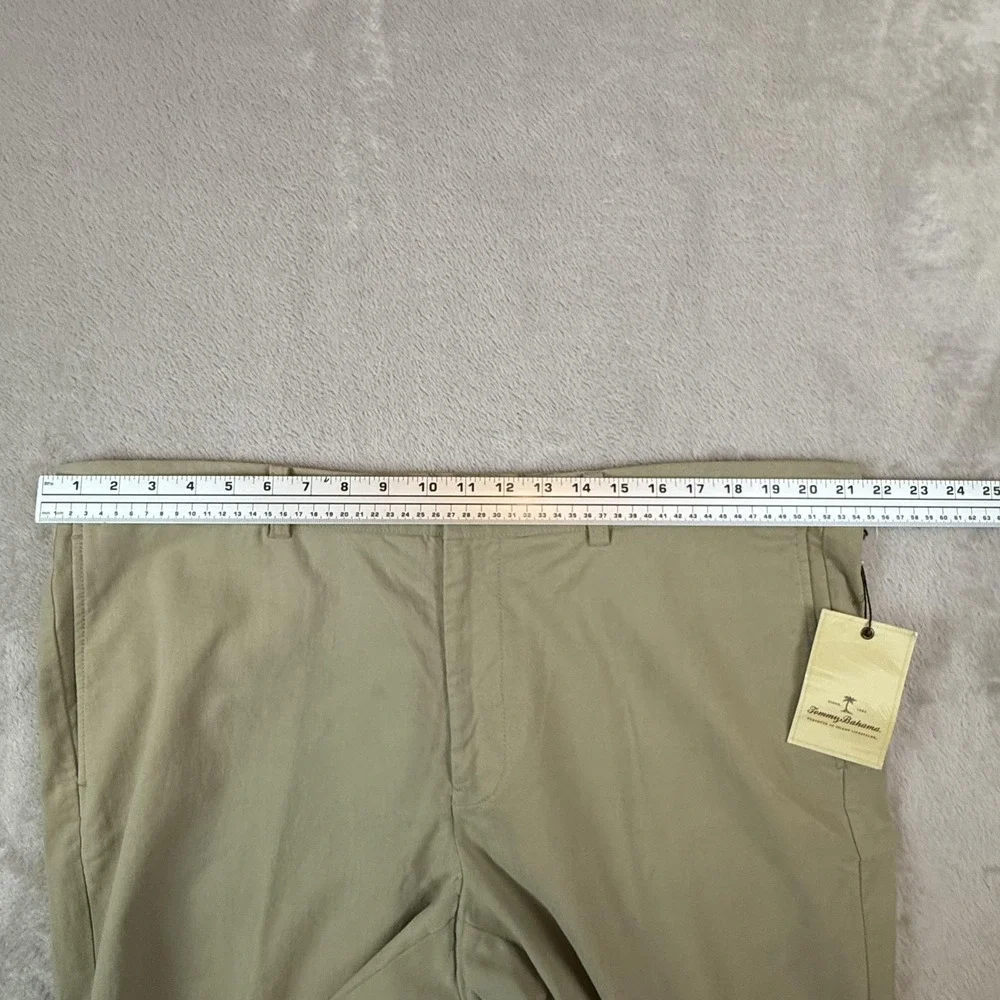 NEW Tommy Bahama Front Nine‎ Pants Mens 42x31 Beige Chino Stretch Golf T1425